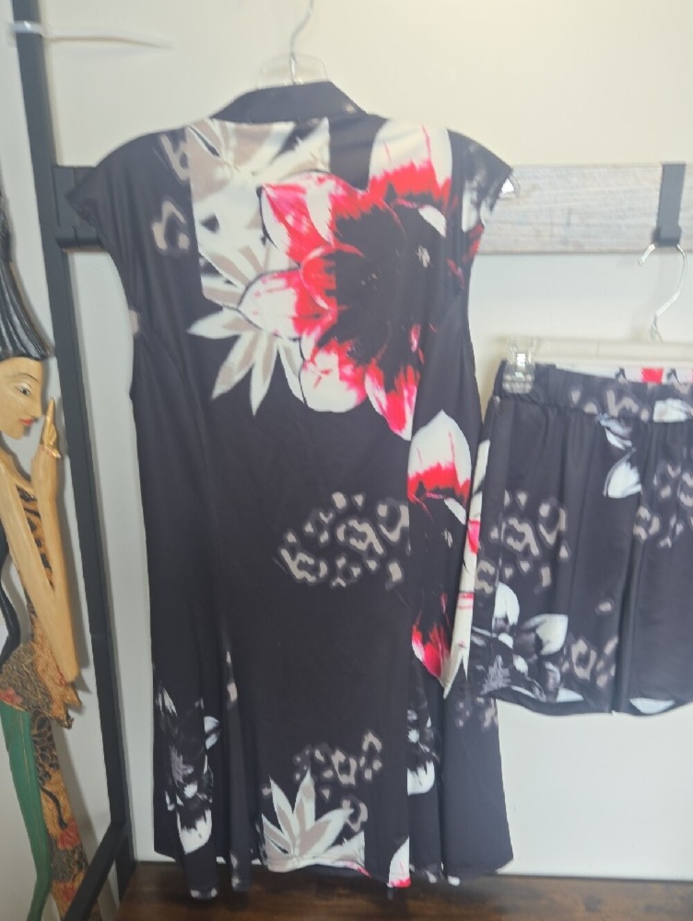 SPANNER Black Floral Zip-Front Swim Dress with Matching Shorts - Picture 5 of 7